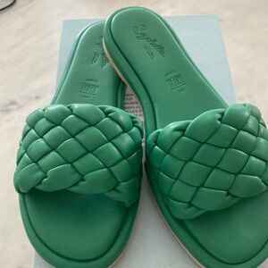 Seychelles Bellissima Sandal 💚